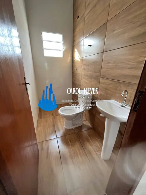 Foto 8 de Casa com 2 quartos à venda, 78m2 em Itanhaem - SP