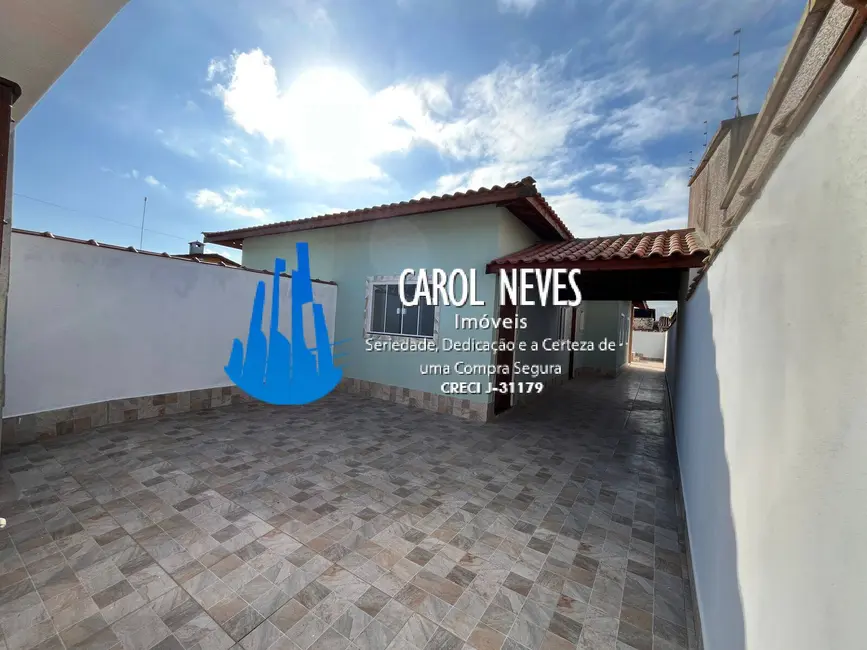Foto 2 de Casa com 2 quartos à venda, 78m2 em Itanhaem - SP