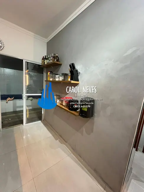 Casa com 2 quartos à venda em Itanhaem - SP - imagem 8 Foto 8 de Casa com 2 quartos à venda em Itanhaem - SP