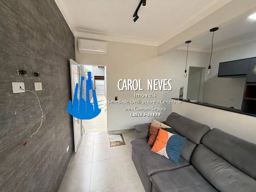 Foto 6 de Casa com 2 quartos à venda, 86m2 em Mongagua - SP