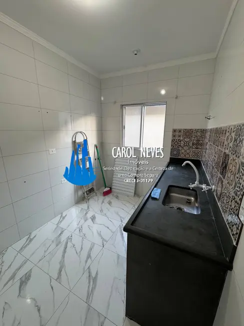 Sobrado com 2 quartos à venda, 47m2 em Samambaia, Praia Grande - SP - imagem 2 Foto 2 de Sobrado com 2 quartos à venda, 47m2 em Samambaia, Praia Grande - SP