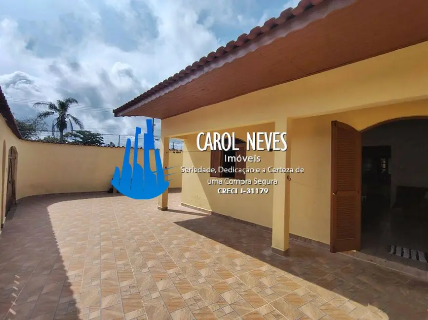Foto 2 de Casa com 2 quartos à venda, 200m2 em Mongagua - SP