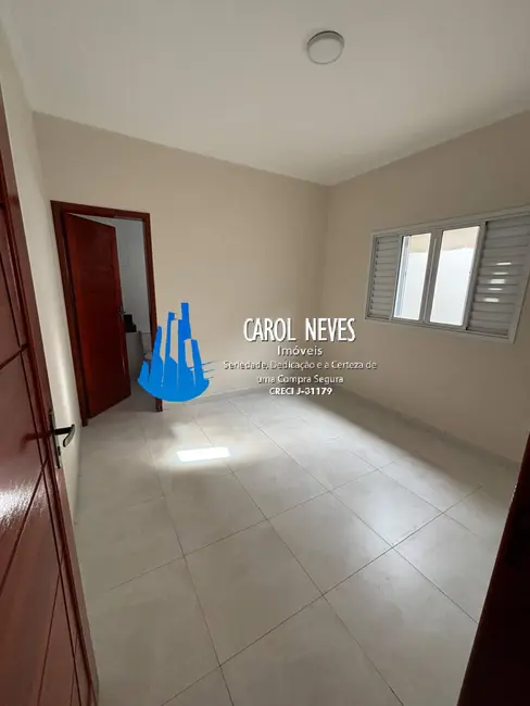 Foto 9 de Casa com 2 quartos à venda, 88m2 em Mongagua - SP