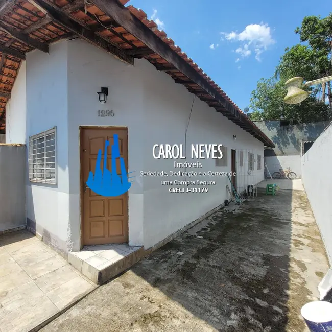 Foto 2 de Casa com 2 quartos à venda, 132m2 em Mongagua - SP