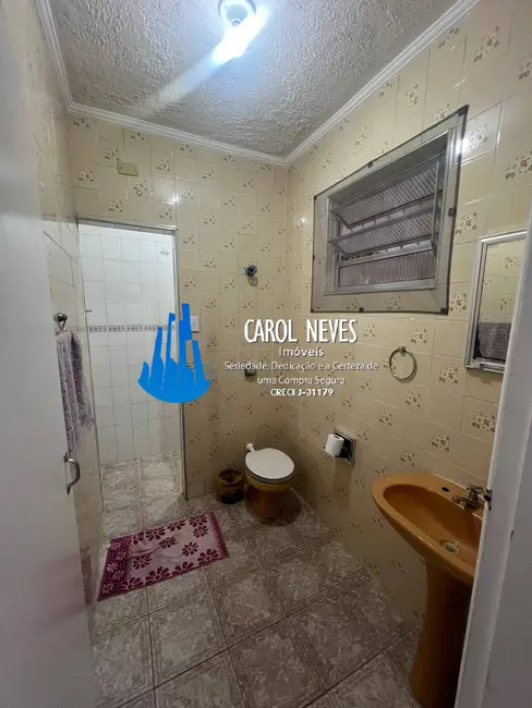 Foto 9 de Casa com 2 quartos à venda, 125m2 em Maracanã, Praia Grande - SP