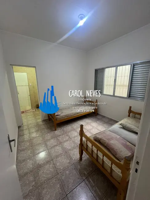 Foto 8 de Casa com 2 quartos à venda, 125m2 em Maracanã, Praia Grande - SP