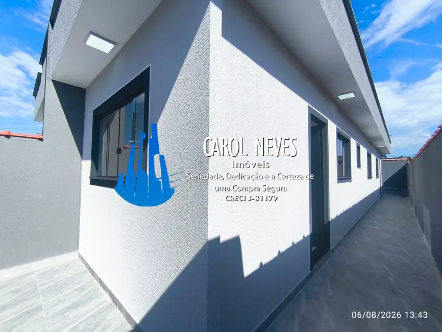 Foto 2 de Casa com 2 quartos à venda, 65m2 em Mongagua - SP