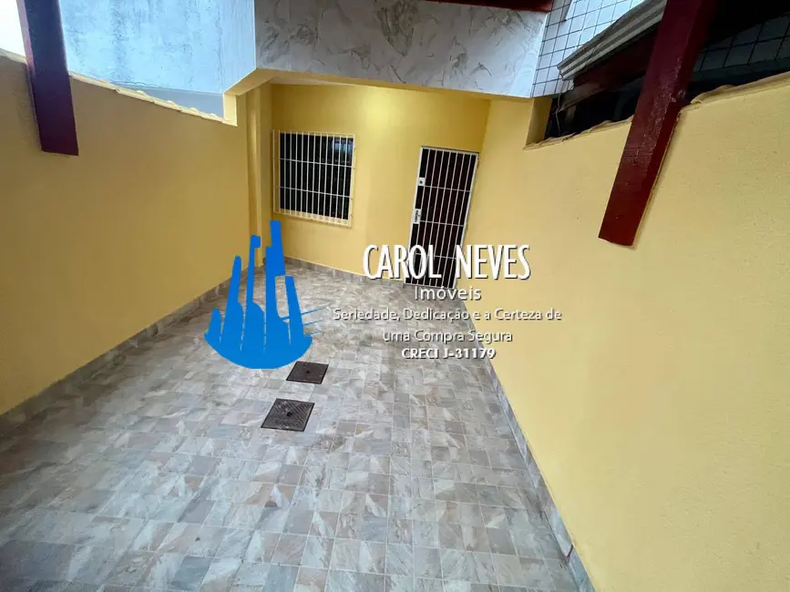 Foto 2 de Sobrado com 2 quartos à venda, 81m2 em Real, Praia Grande - SP