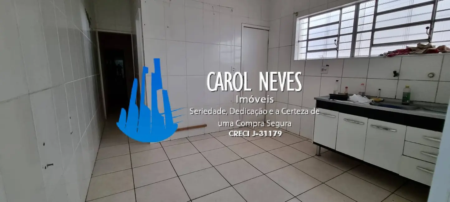 Casa com 2 quartos à venda, 75m2 em Canto do Forte, Praia Grande - SP - imagem 6 Foto 6 de Casa com 2 quartos à venda, 75m2 em Canto do Forte, Praia Grande - SP