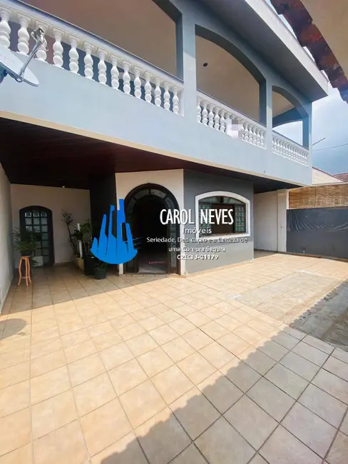 Foto 2 de Casa com 4 quartos à venda, 276m2 em Caiçara, Praia Grande - SP