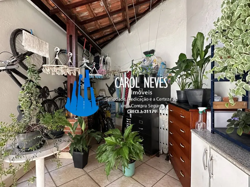 Foto 6 de Casa com 2 quartos à venda, 90m2 em Tupi, Praia Grande - SP