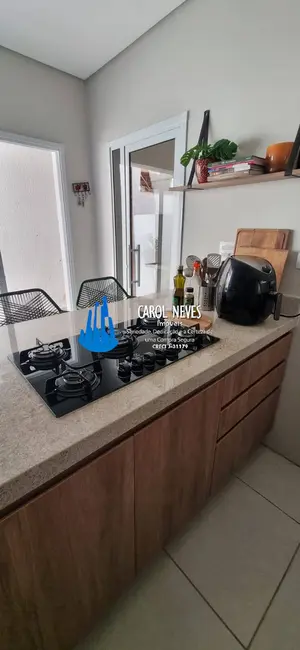 Sobrado com 3 quartos à venda, 100m2 em Canto do Forte, Praia Grande - SP - imagem 9 Foto 9 de Sobrado com 3 quartos à venda, 100m2 em Canto do Forte, Praia Grande - SP