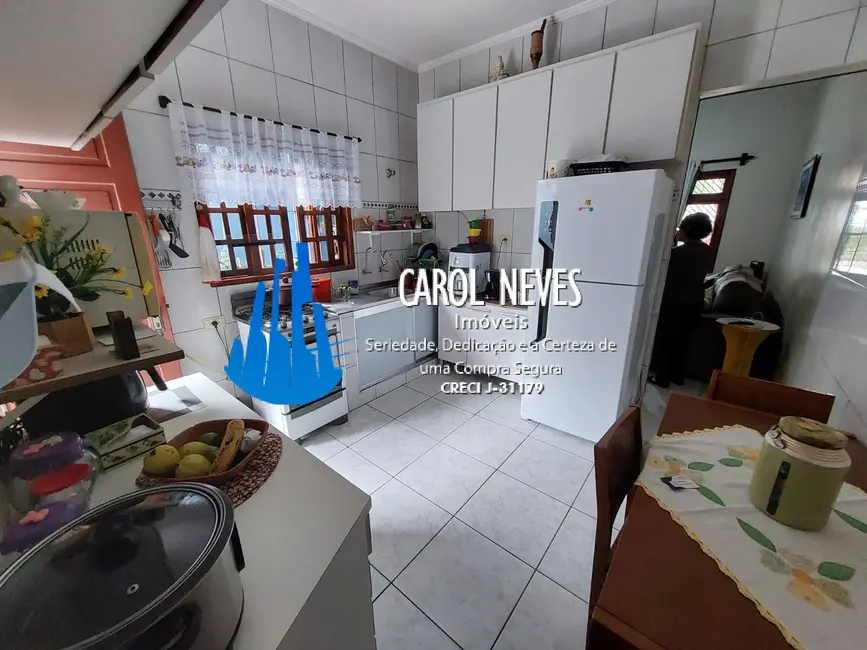 Casa com 2 quartos à venda, 66m2 em Canto do Forte, Praia Grande - SP - imagem 6 Foto 6 de Casa com 2 quartos à venda, 66m2 em Canto do Forte, Praia Grande - SP