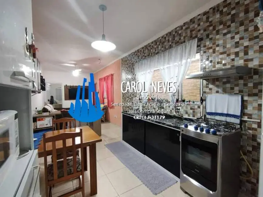 Casa com 2 quartos à venda, 102m2 em Guilhermina, Praia Grande - SP - imagem 6 Foto 6 de Casa com 2 quartos à venda, 102m2 em Guilhermina, Praia Grande - SP