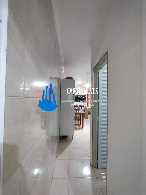 Casa com 2 quartos à venda, 102m2 em Guilhermina, Praia Grande - SP - imagem 8 Foto 8 de Casa com 2 quartos à venda, 102m2 em Guilhermina, Praia Grande - SP