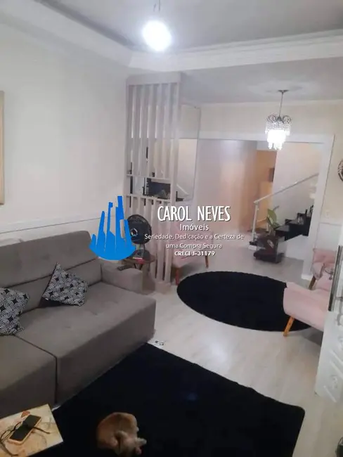 Sobrado com 3 quartos à venda, 137m2 em Guilhermina, Praia Grande - SP - imagem 4 Foto 4 de Sobrado com 3 quartos à venda, 137m2 em Guilhermina, Praia Grande - SP