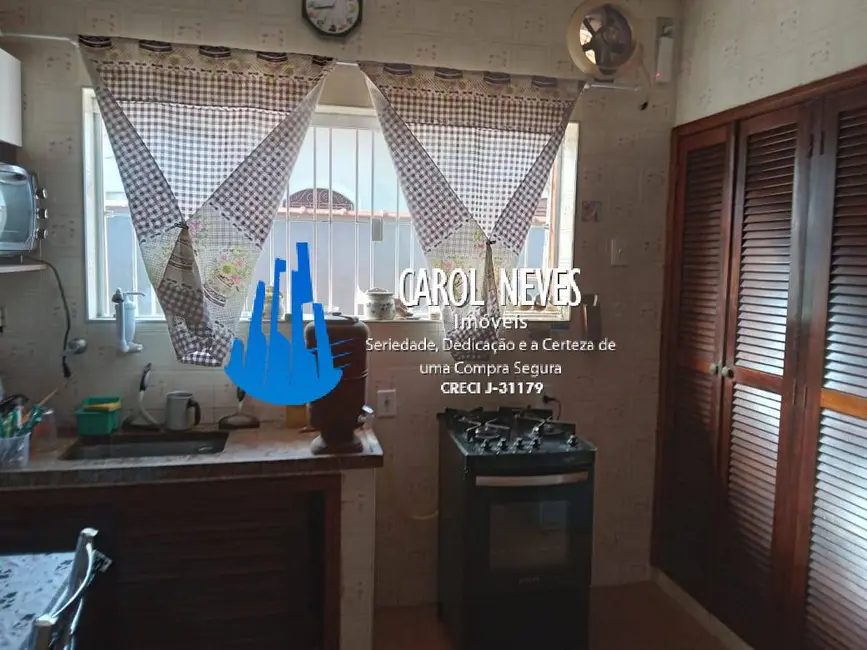 Foto 9 de Casa com 2 quartos à venda, 170m2 em Flórida, Praia Grande - SP