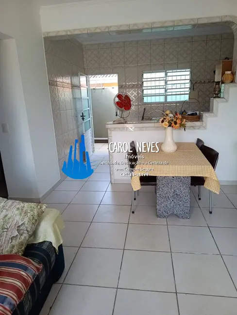 Foto 6 de Casa com 2 quartos à venda, 65m2 em Itanhaem - SP