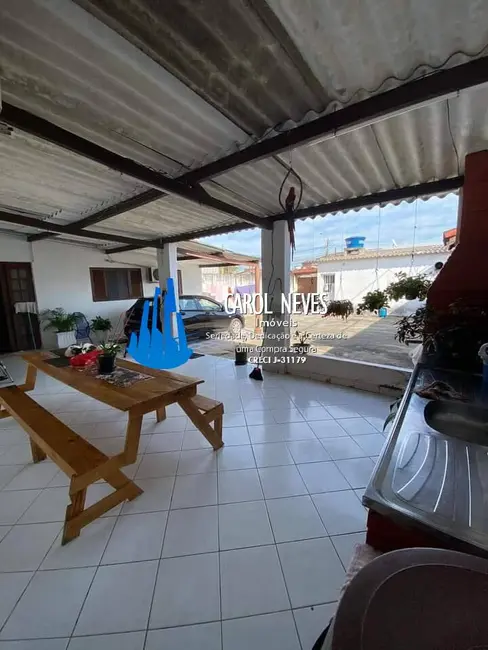 Foto 2 de Casa com 2 quartos à venda, 98m2 em Itanhaem - SP