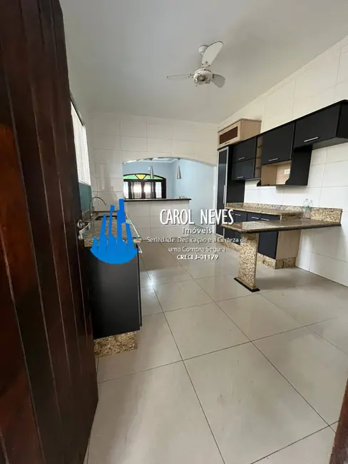Casa com 2 quartos à venda, 150m2 em Guilhermina, Praia Grande - SP - imagem 8 Foto 8 de Casa com 2 quartos à venda, 150m2 em Guilhermina, Praia Grande - SP
