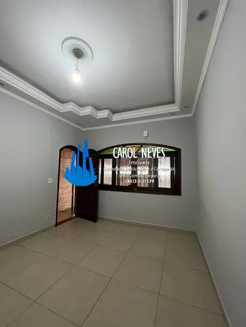 Casa com 2 quartos à venda, 150m2 em Guilhermina, Praia Grande - SP - imagem 4 Foto 4 de Casa com 2 quartos à venda, 150m2 em Guilhermina, Praia Grande - SP