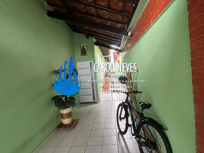 Foto 2 de Casa com 3 quartos à venda em Maracanã, Praia Grande - SP