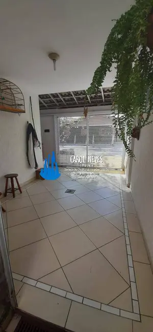 Foto 2 de Sobrado com 2 quartos à venda em Maracanã, Praia Grande - SP
