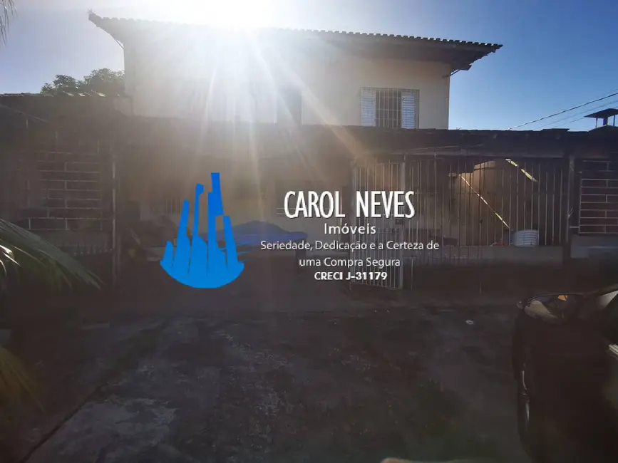 Foto 3 de Sobrado com 3 quartos à venda, 360m2 em Mongagua - SP