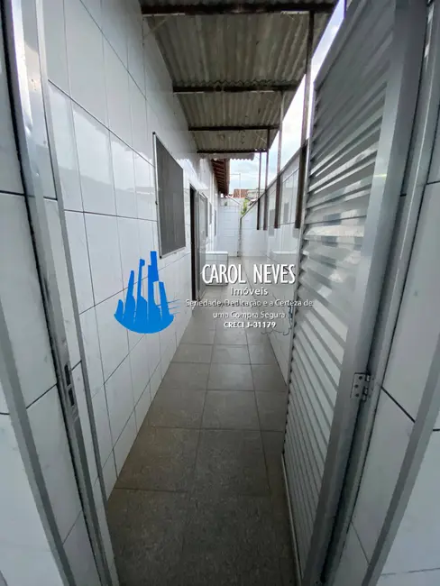 Foto 2 de Casa com 2 quartos à venda, 54m2 em Mongagua - SP