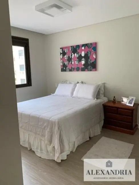 Apartamento com 3 quartos à venda, 123m2 em Córrego Grande, Florianopolis - SC - imagem 4 Foto 4 de Apartamento com 3 quartos à venda, 123m2 em Córrego Grande, Florianopolis - SC