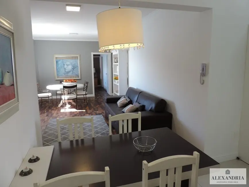 Apartamento com 3 quartos à venda, 140m2 em Centro, Balneario Camboriu - SC - imagem 6 Foto 6 de Apartamento com 3 quartos à venda, 140m2 em Centro, Balneario Camboriu - SC