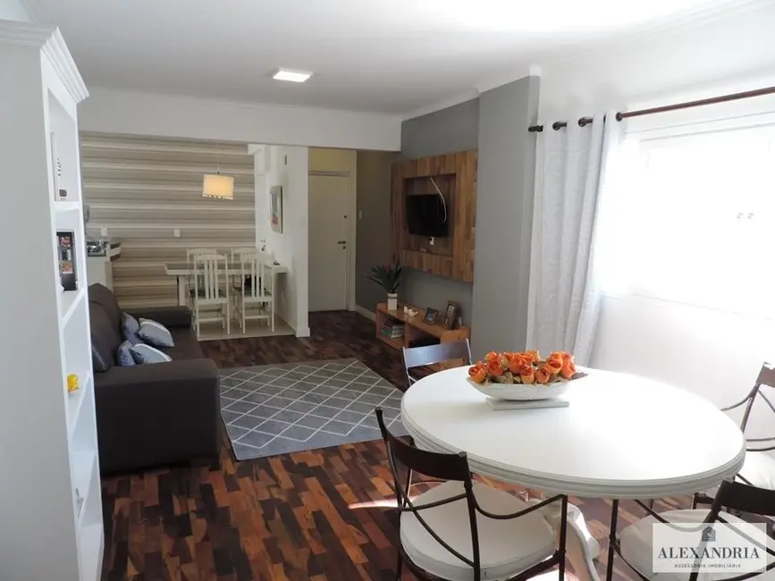 Apartamento com 3 quartos à venda, 140m2 em Centro, Balneario Camboriu - SC - imagem 3 Foto 3 de Apartamento com 3 quartos à venda, 140m2 em Centro, Balneario Camboriu - SC