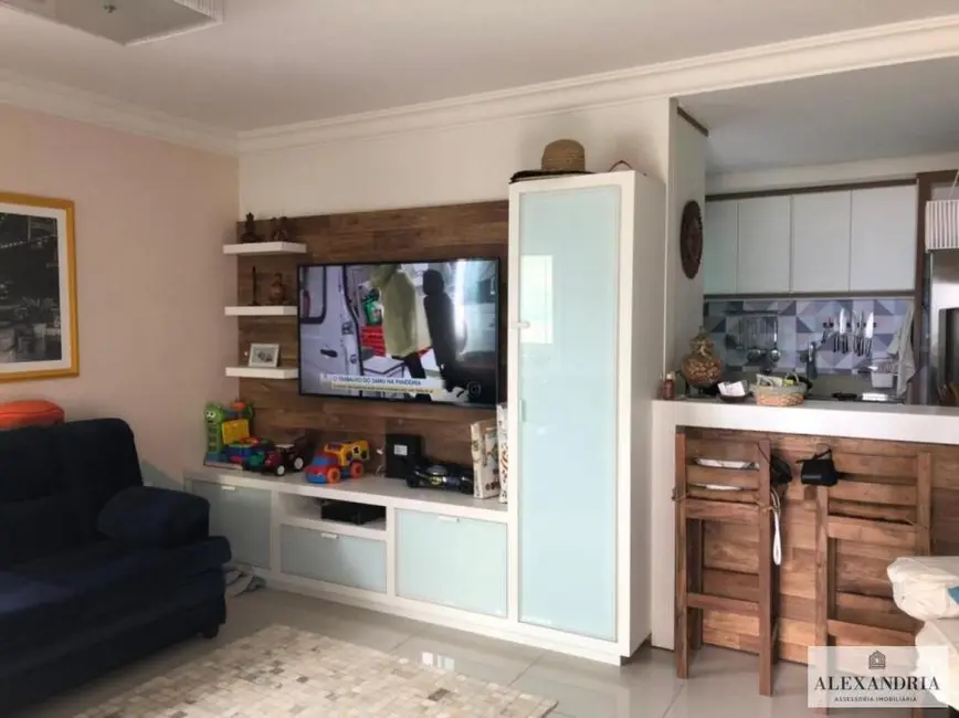 Foto 8 de Apartamento com 2 quartos à venda, 90m2 em Agronômica, Florianopolis - SC