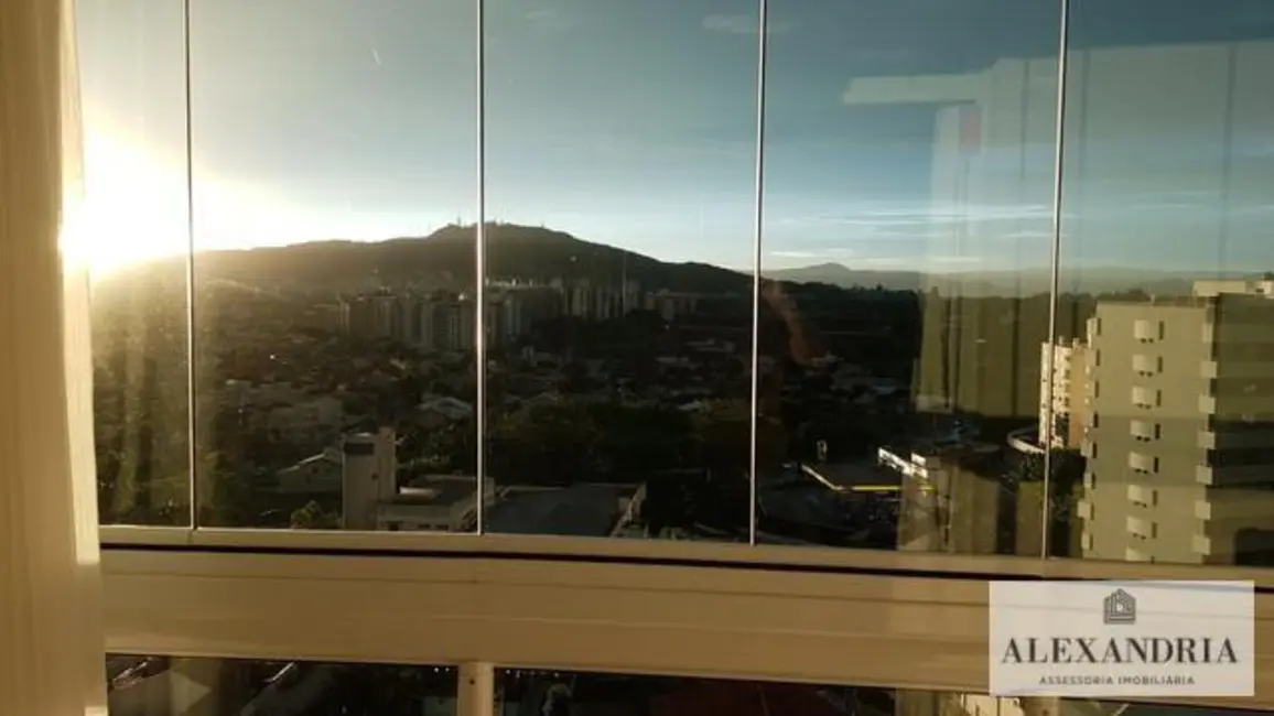 Apartamento com 3 quartos à venda, 112m2 em Itacorubi, Florianopolis - SC - imagem 8 Foto 8 de Apartamento com 3 quartos à venda, 112m2 em Itacorubi, Florianopolis - SC