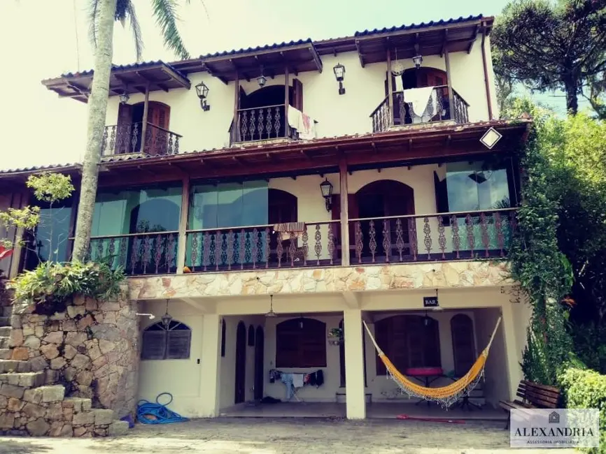 Casa com 5 quartos à venda, 400m2 em Sambaqui, Florianopolis - SC - imagem 6 Foto 6 de Casa com 5 quartos à venda, 400m2 em Sambaqui, Florianopolis - SC