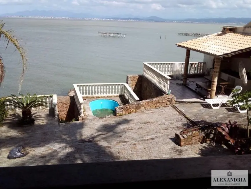Foto 1 de Casa com 5 quartos à venda, 400m2 em Sambaqui, Florianopolis - SC