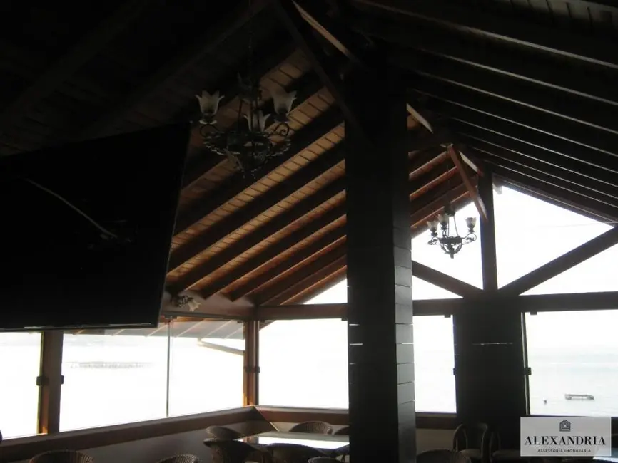 Foto 17 de Casa à venda em Sambaqui, Florianopolis - SC