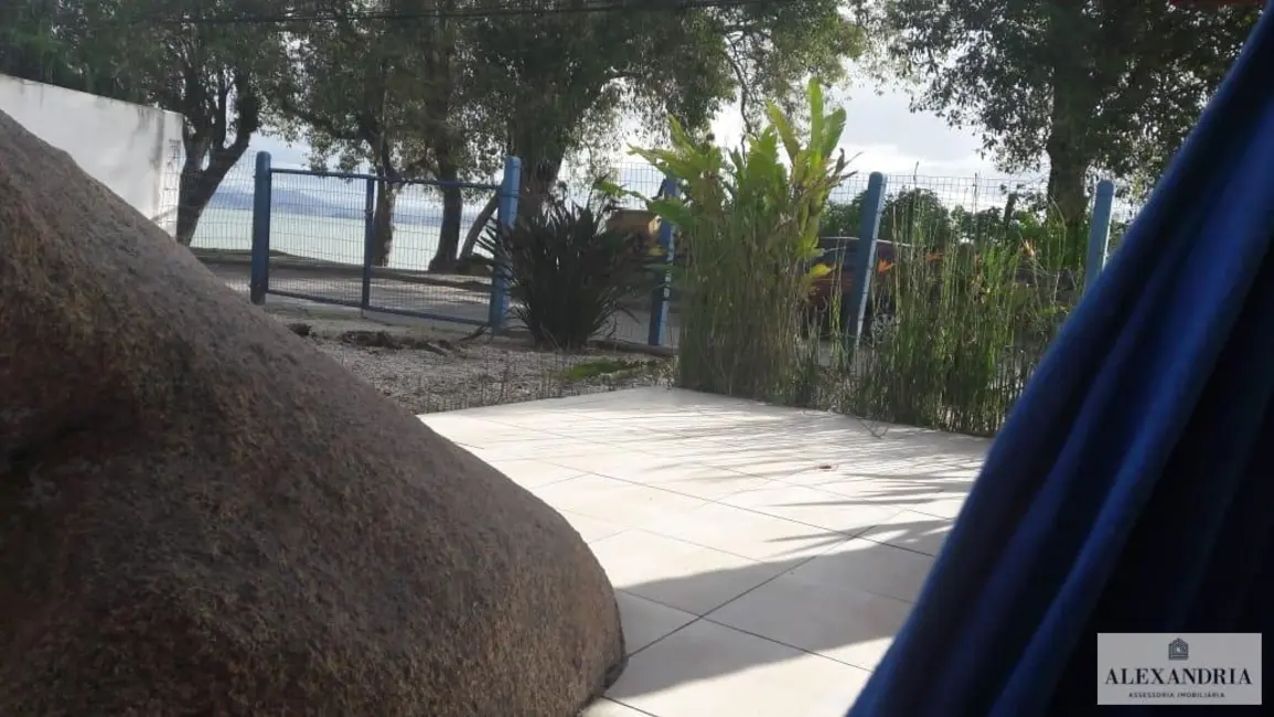 Casa com 4 quartos à venda, 800m2 em Sambaqui, Florianopolis - SC - imagem 3 Foto 3 de Casa com 4 quartos à venda, 800m2 em Sambaqui, Florianopolis - SC