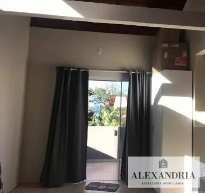 Foto 4 de Casa com 3 quartos à venda, 420m2 em Sambaqui, Florianopolis - SC