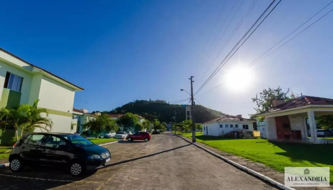 Foto 3 de Apartamento com 2 quartos à venda, 50m2 em Canasvieiras, Florianopolis - SC