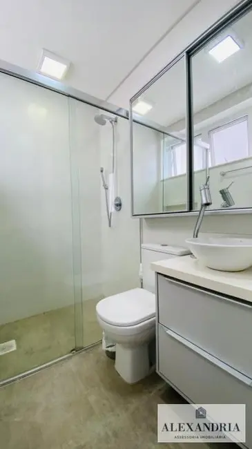 Apartamento com 4 quartos à venda, 230m2 em Centro, Florianopolis - SC - imagem 4 Foto 4 de Apartamento com 4 quartos à venda, 230m2 em Centro, Florianopolis - SC