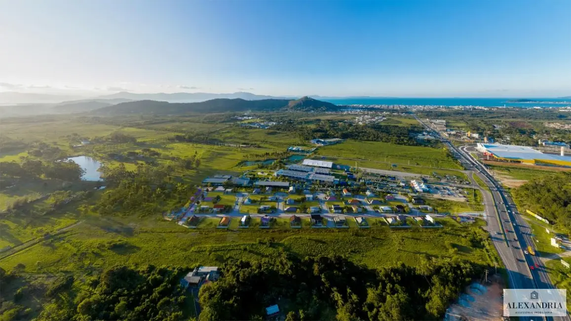 Foto 1 de Terreno / Lote à venda, 360m2 em Vargem Pequena, Florianopolis - SC