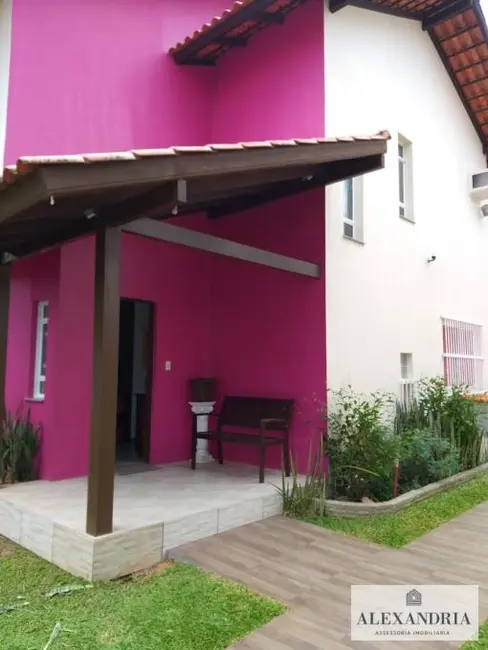 Foto 1 de Casa com 5 quartos à venda, 300m2 em Canasvieiras, Florianopolis - SC