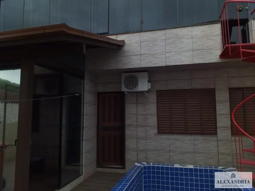 Foto 4 de Casa com 5 quartos à venda, 300m2 em Canasvieiras, Florianopolis - SC