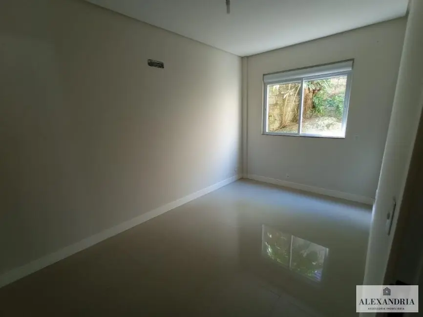 Foto 9 de Apartamento com 2 quartos à venda, 70m2 em Canasvieiras, Florianopolis - SC