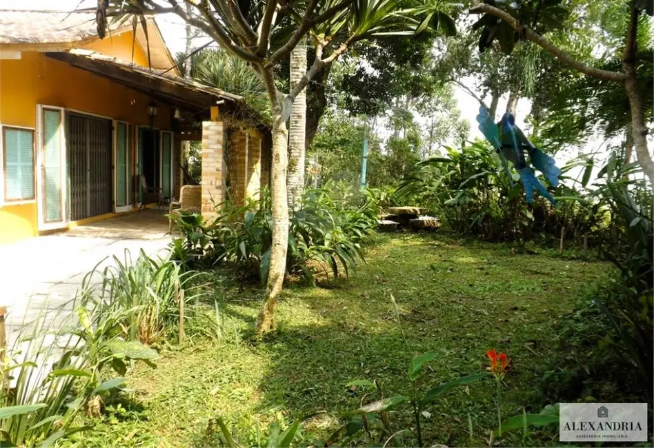 Fazenda / Haras com 4 quartos à venda, 22653m2 em Sambaqui, Florianopolis - SC - imagem 4 Foto 4 de Fazenda / Haras com 4 quartos à venda, 22653m2 em Sambaqui, Florianopolis - SC