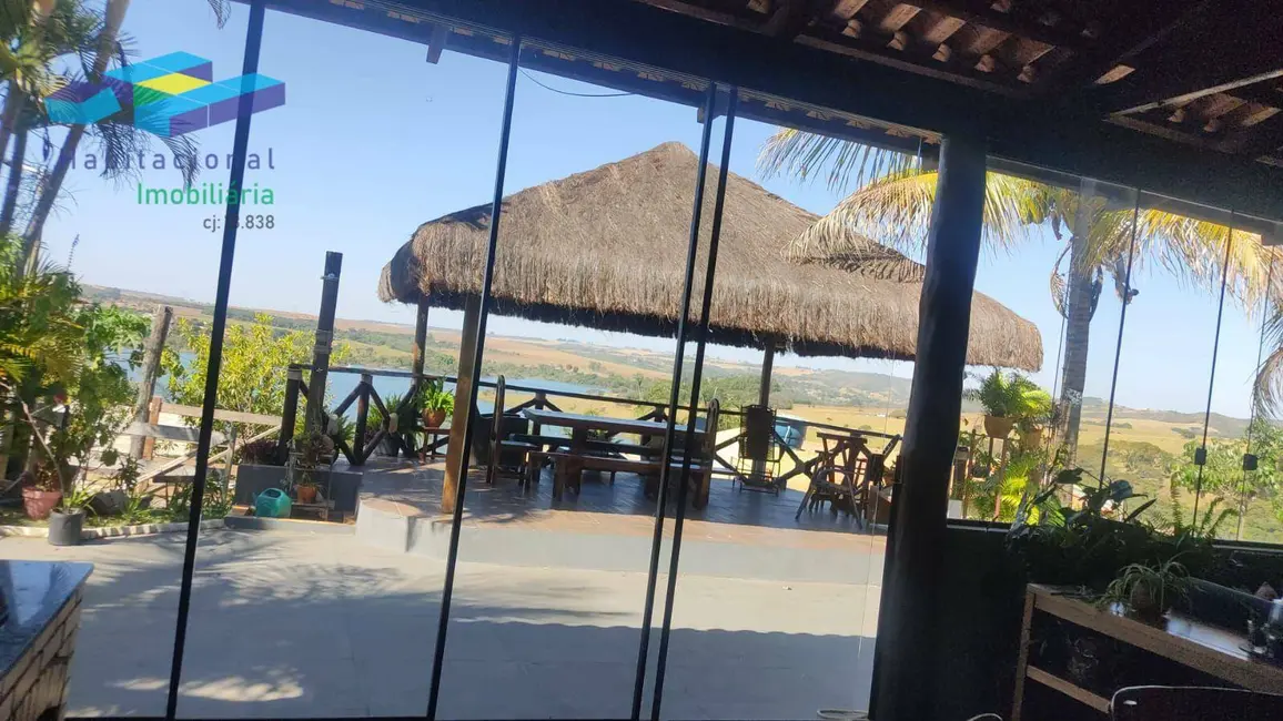 Foto 3 de Fazenda / Haras com 3 quartos à venda e para alugar, 1400m2 em Luziania - GO