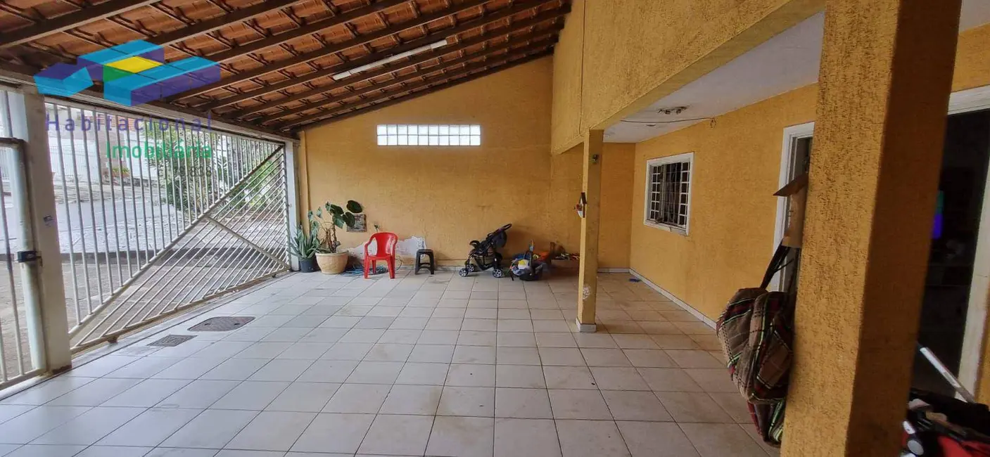 Casa com 2 quartos à venda, 350m2 em Taguatinga - DF - imagem 8 Foto 8 de Casa com 2 quartos à venda, 350m2 em Taguatinga - DF