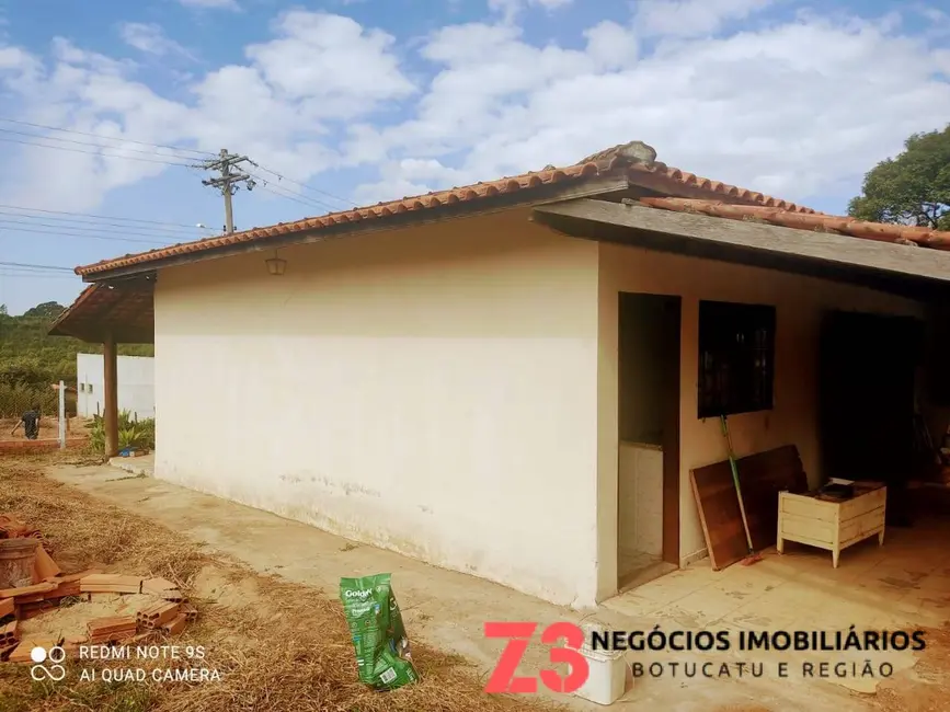 Foto 4 de Chácara com 3 quartos à venda, 1000m2 em Botucatu - SP