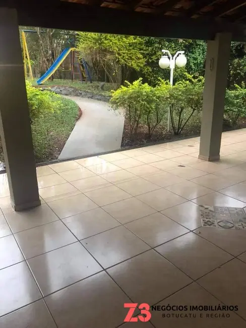 Foto 19 de Chácara à venda, 5700m2 em Chácara Recreio Vista Alegre, Botucatu - SP